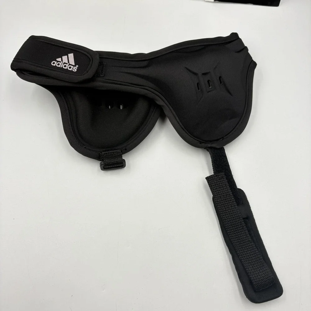 Adidas Extero Youth Wrestling‎ Ear Guard Black Boys One Size Open Face AE200